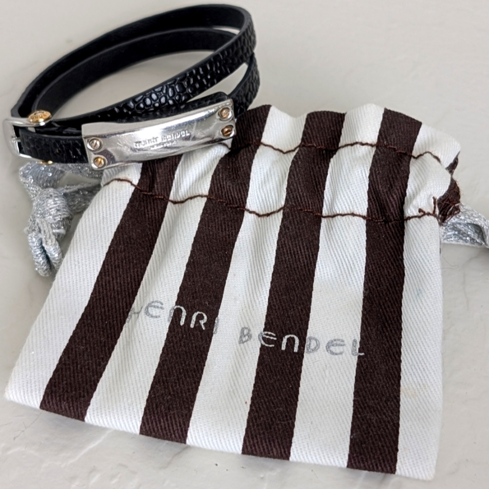 Henri Bendel NY Leather Buckle Bracelet EUC